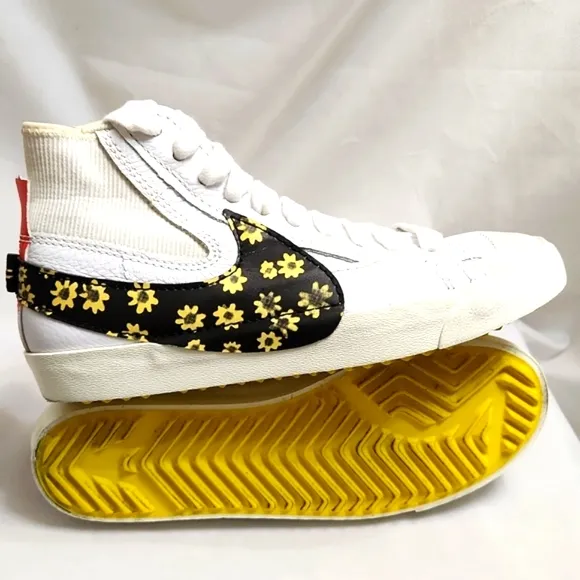Nike Blazer '77 Jumbo Mid Sunflower Floral Hightop sneakers (m size 9)