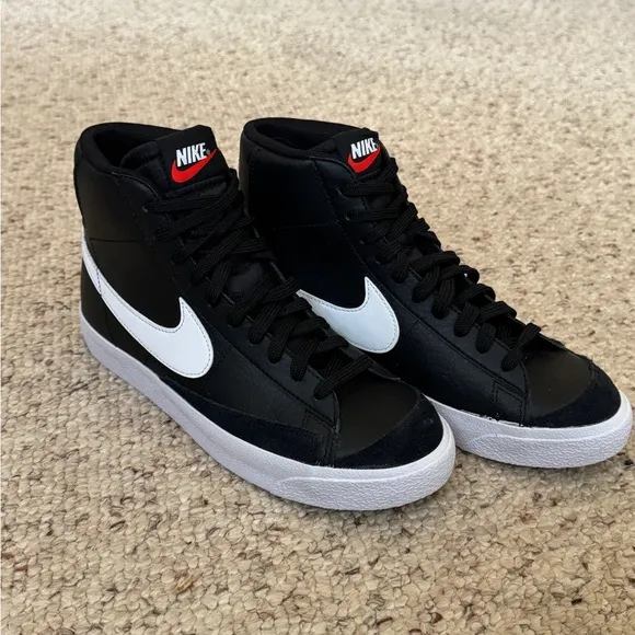 Nike Blazer Mid '77 Kids Shoes
