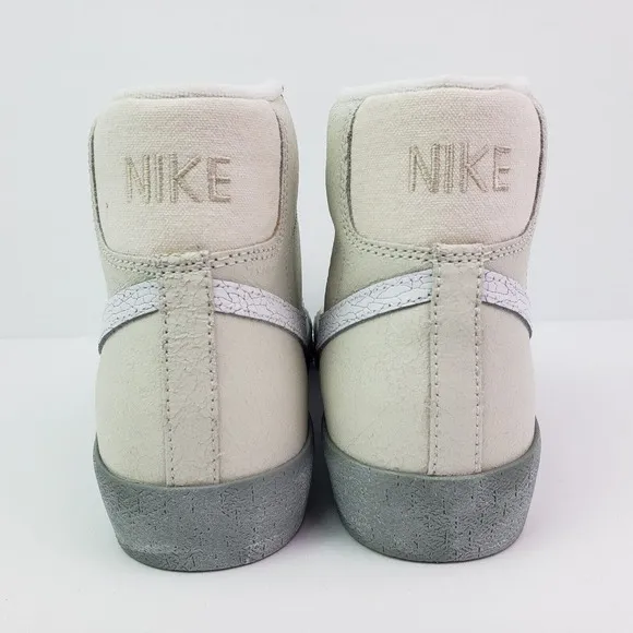 Nike Blazer Mid '77 SE Mens Sz 8.5 Womens Sz 10 Summit White Phantom Shoes