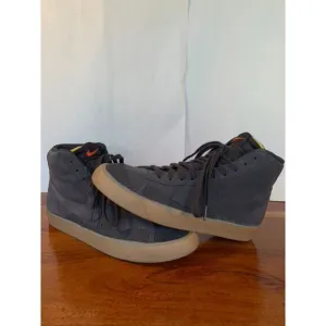 Nike Blazer Size 9.5 Men Mid 77 Suede Velvet Brown Gum Sneakers New