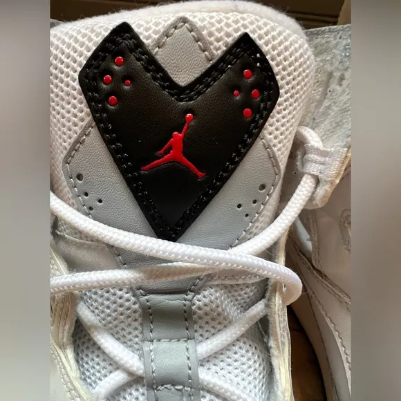 Nike Boys Air Jordan True Flight 343795-121 White Basketball Shoes Size 7Y