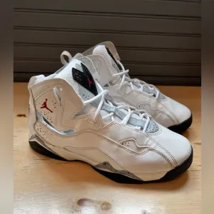 Nike Boys Air Jordan True Flight 343795-121 White Basketball Shoes Size 7Y