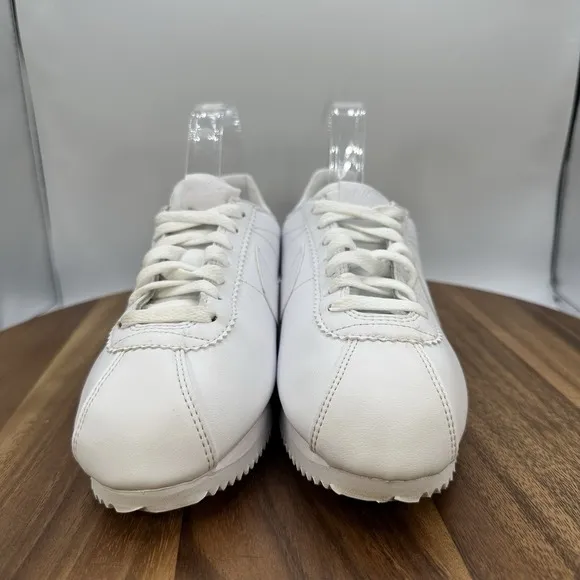 Nike Classic Cortez Low Top Shoes Sneakers Triple White 807471-102 Women's 8
