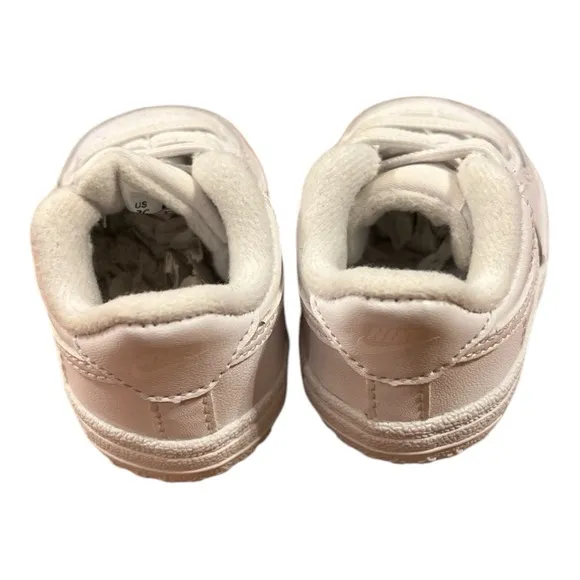 NIKE Classic White Kids Shoes