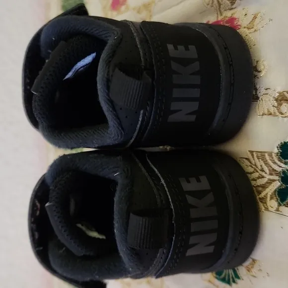 Nike Court Borrow Kids Sneakers