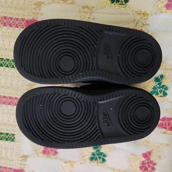 Nike Court Borrow Kids Sneakers