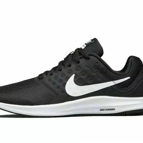 Nike Downshifter 7 Women’s Running Shoes Black/White Size 5