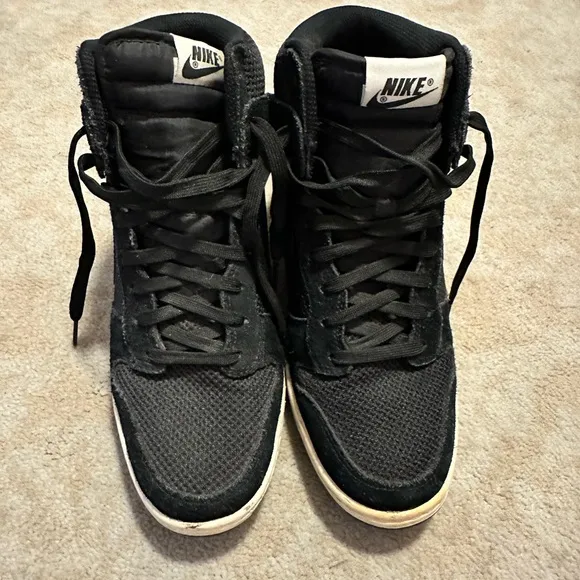 NIKE DUNK HIDDEN WEDGE BLACK SUEDE SNEAKERS SIZE 10
