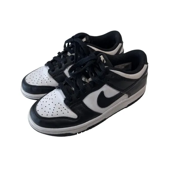 Nike Dunk Low Youth Sneakers Shoes Black &amp; White SZ US Young 3.5 Y