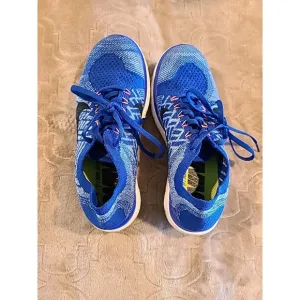 Nike Free 4.0 FlyKnit Low Women's 7 Blue