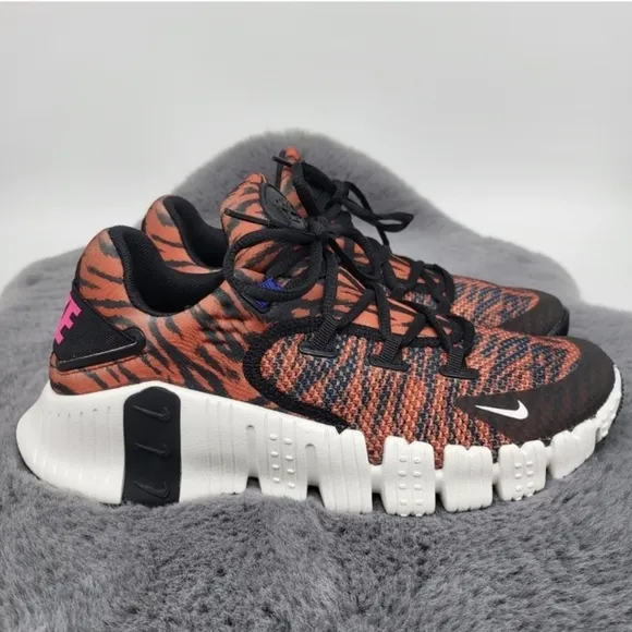 Nike Free Metcon 4 Women's Workout Shoes Size 6