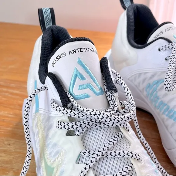Nike Giannis Immortality Youth Basketball Shoes