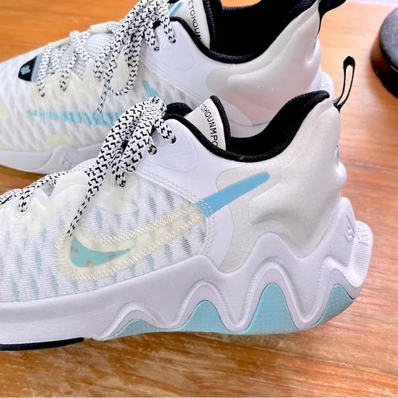 Nike Giannis Immortality Youth Basketball Shoes