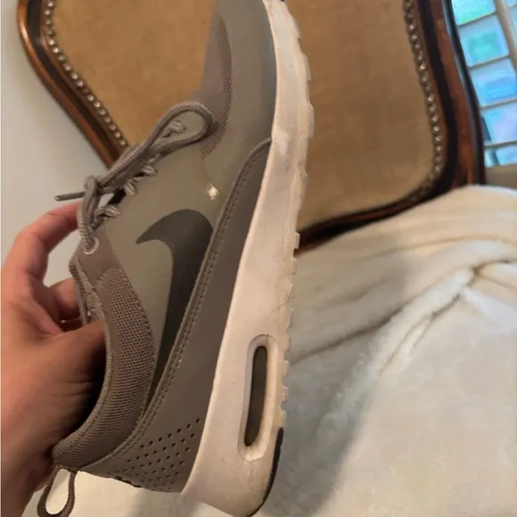Nike Grayish brown  Sneakers Versatile Everyday Style