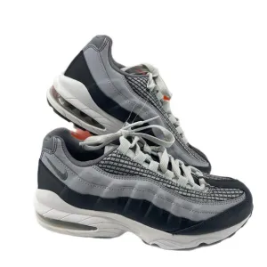 Nike Gray/White Athletic Sneakers | Boys Size 5.5