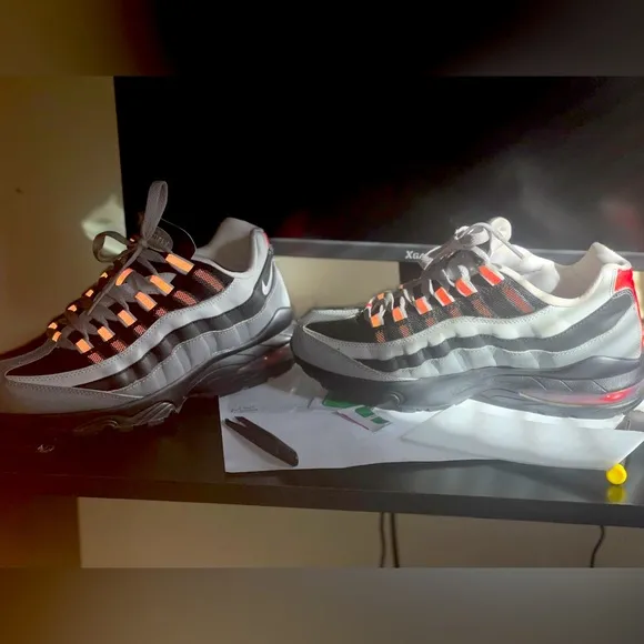 Nike GS Air Max 95 Black and Gray Sneakers