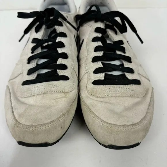 Nike Internationalist White &amp; Black Suede Sneakers Athletic cw7635-991