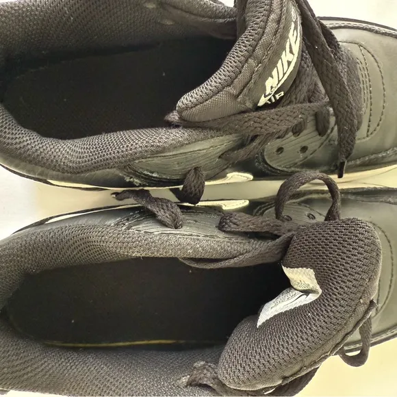 Nike Kids' Grade School Air Max 90 Shoes Black/White/Black Size 3.5
