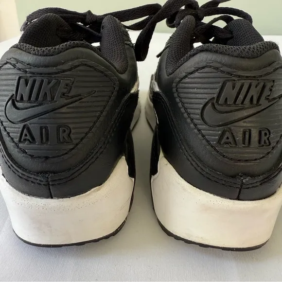 Nike Kids' Grade School Air Max 90 Shoes Black/White/Black Size 3.5