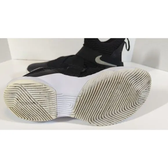 Nike LeBron Soldier 12 basketball shoes Mens size 5.5, black and white