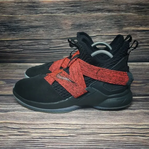 Nike LeBron Soldier XII 12 Black Red Men's 7 Y7