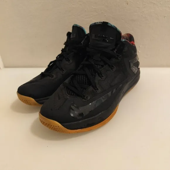 Nike Lebron XI Low Black Gum Pre-owned Men’s US Size 10