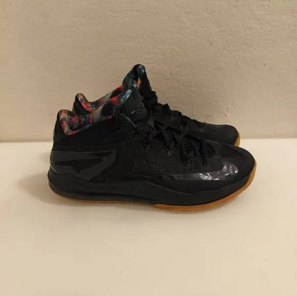 Nike Lebron XI Low Black Gum Pre-owned Men’s US Size 10