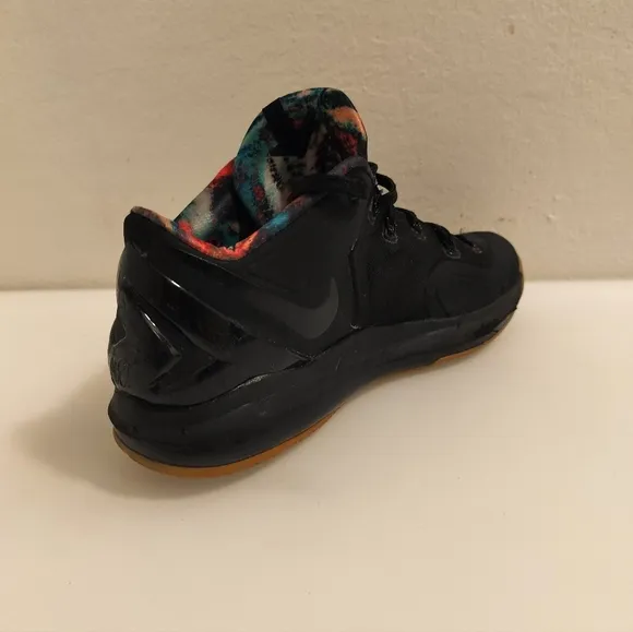 Nike Lebron XI Low Black Gum Pre-owned Men’s US Size 10