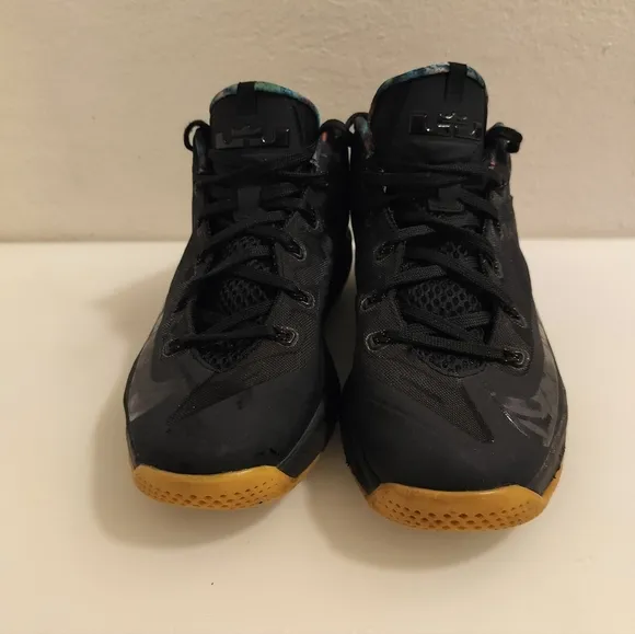 Nike Lebron XI Low Black Gum Pre-owned Men’s US Size 10