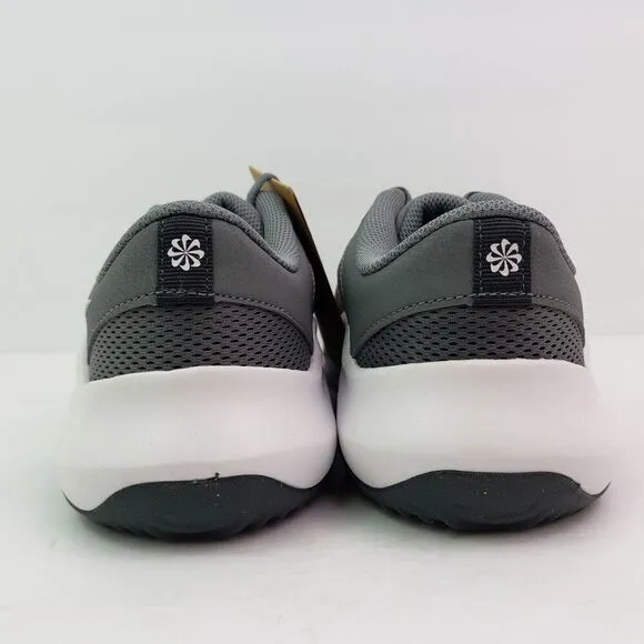 Nike Legend Essentials 3 NN Mens Size 10 Platinum Tint Gray Sneaker Shoes