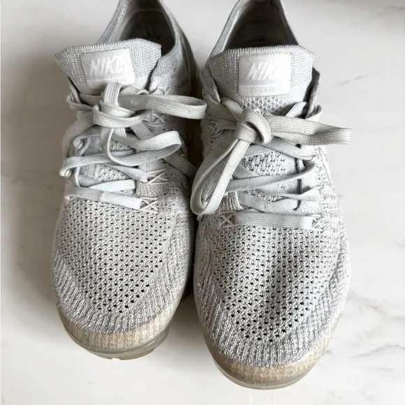 Nike Light Gray Air VaporMax Flyknit Athletic Shoes Sneakers Women Size 6.5