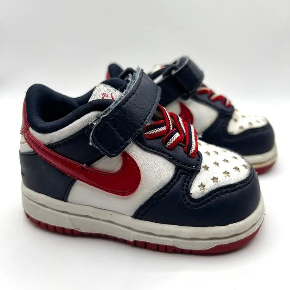 Nike Little Dunk Low Sneakers Shoes Size 3C Toddler USA Stars Red/White/Blue
