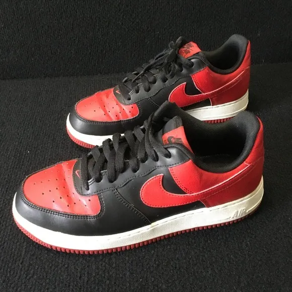 Nike Mens Air Force 1 Low Bred 820266-009 Red Black Lace Up Sneaker Shoes Size 8
