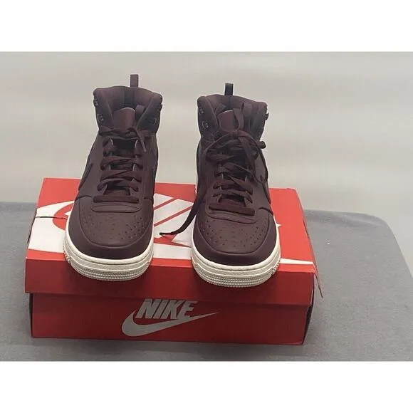 Nike Men’s Court Vision Mid WNTR Size 9 Burgundy Crush