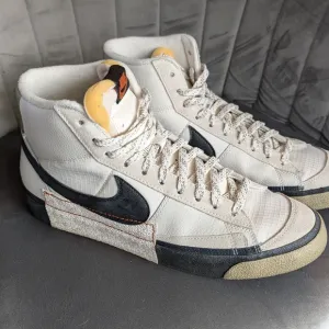 Nike Men's High-Top Sneakers - White and Black