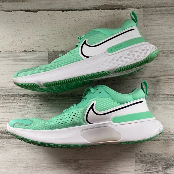 Nike Men’s Size 10 Miler React Running Shoes Lace Up In Sea Green/White