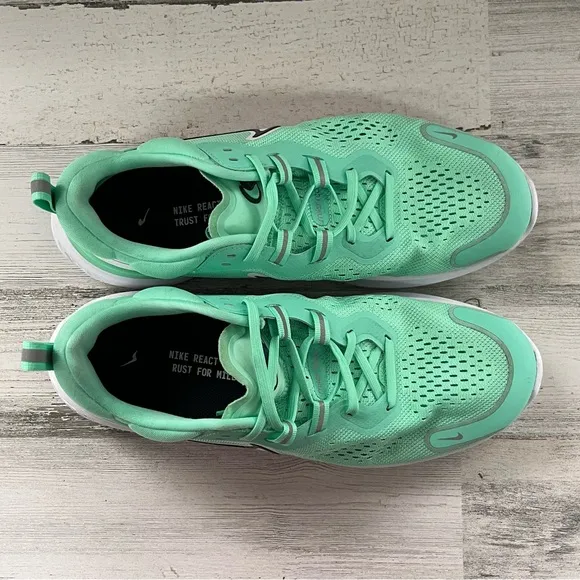 Nike Men’s Size 10 Miler React Running Shoes Lace Up In Sea Green/White