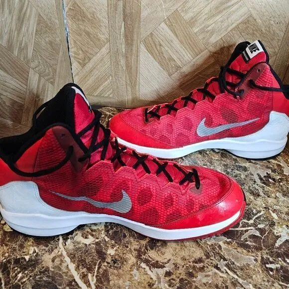 Nike men's Zoom Without a Doubt classic red basketball shoes  size 14.     394
