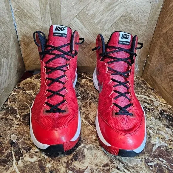 Nike men's Zoom Without a Doubt classic red basketball shoes  size 14.     394