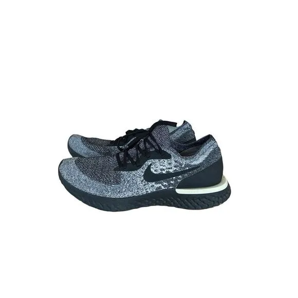 Nike Mens Gray &amp; Black Lace Up Epic React Flyknit Running Shoes Size 11
