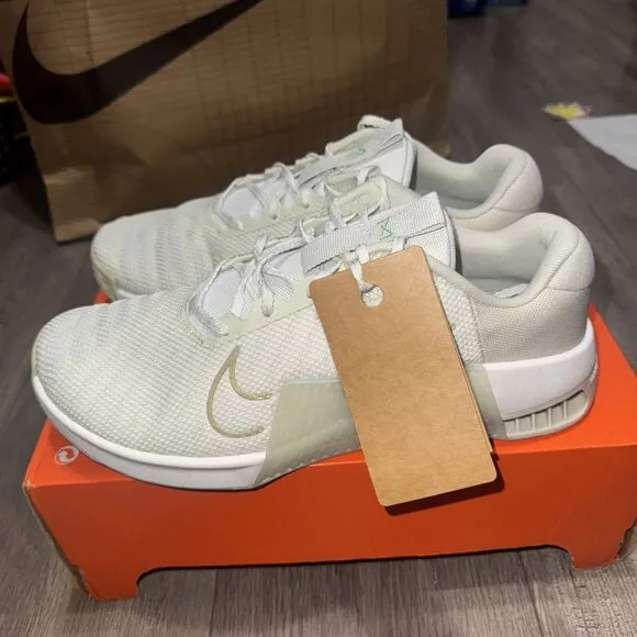 Nike Metcon 9 Premium 'Sea Glass Metallic Gold' Women's Shoes Sz 11.5 FJ1571-001