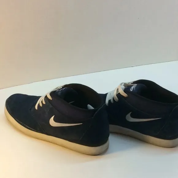 Nike Navy Blue Suede 6.0 Mid Sneakers Size 11