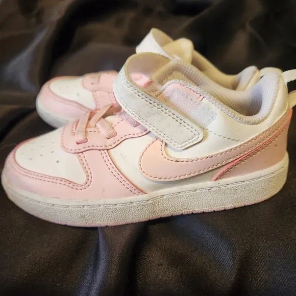 Nike Pink and White Sneakers for Everyday Style