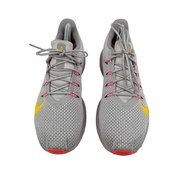 Nike Quest 2 Vast Grey Digital Pink Running Shoes Sneakers Womens 10 Athletic