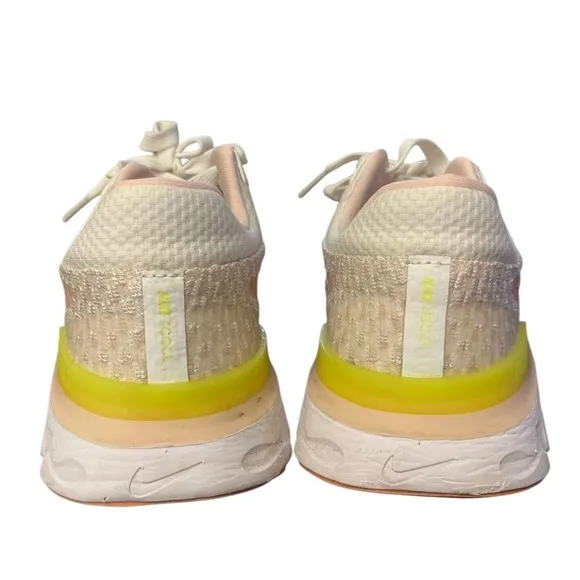 Nike React Infinity Run Flyknit 3 Running Shoes Peach Orange Women's 8