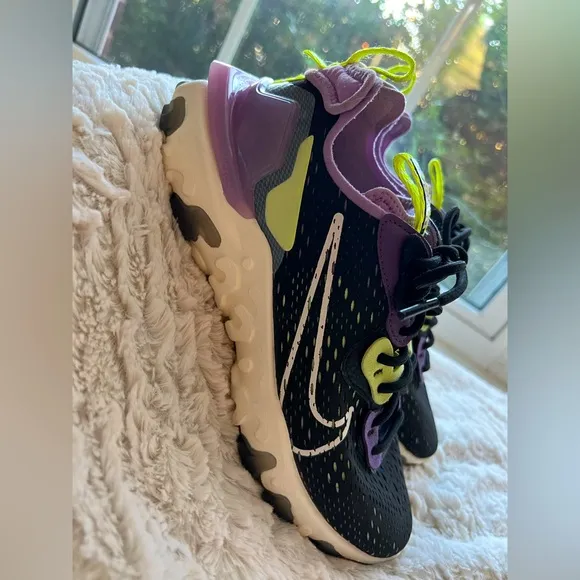 Nike React Vision Gravity Purple Volt Shoes Women’s 7.5 NWOT everyday tennis