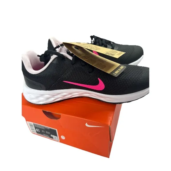 Nike Revolution 6NN (GS) Running Shoes, Black &amp; Pink, Girls Size 4.5Y New In Box