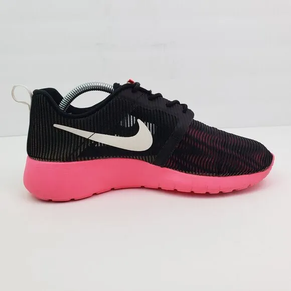 Nike Roshe One Flight Weight Girls Sz 4.5Y Womens Sz 6 Black Pink Running Shoes