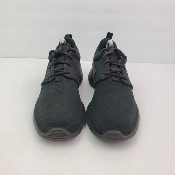 Nike Roshe One Youth Size 4Y Womens Sz 5.5 Black Sneaker Shoes 599728-031