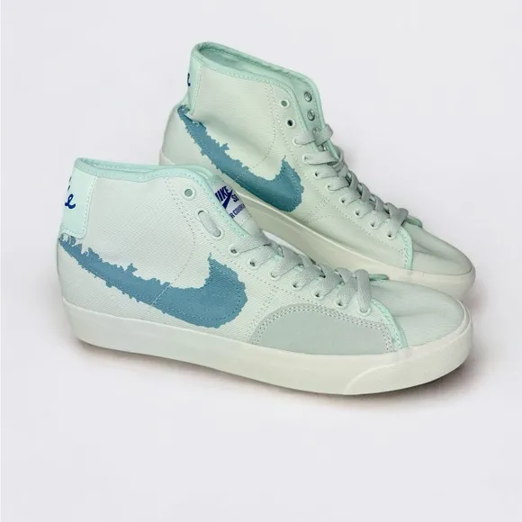 NIKE | SB Blazer Court Mid Sneakers High‎ Top Flat Sneaker Lace Up Suede Patch